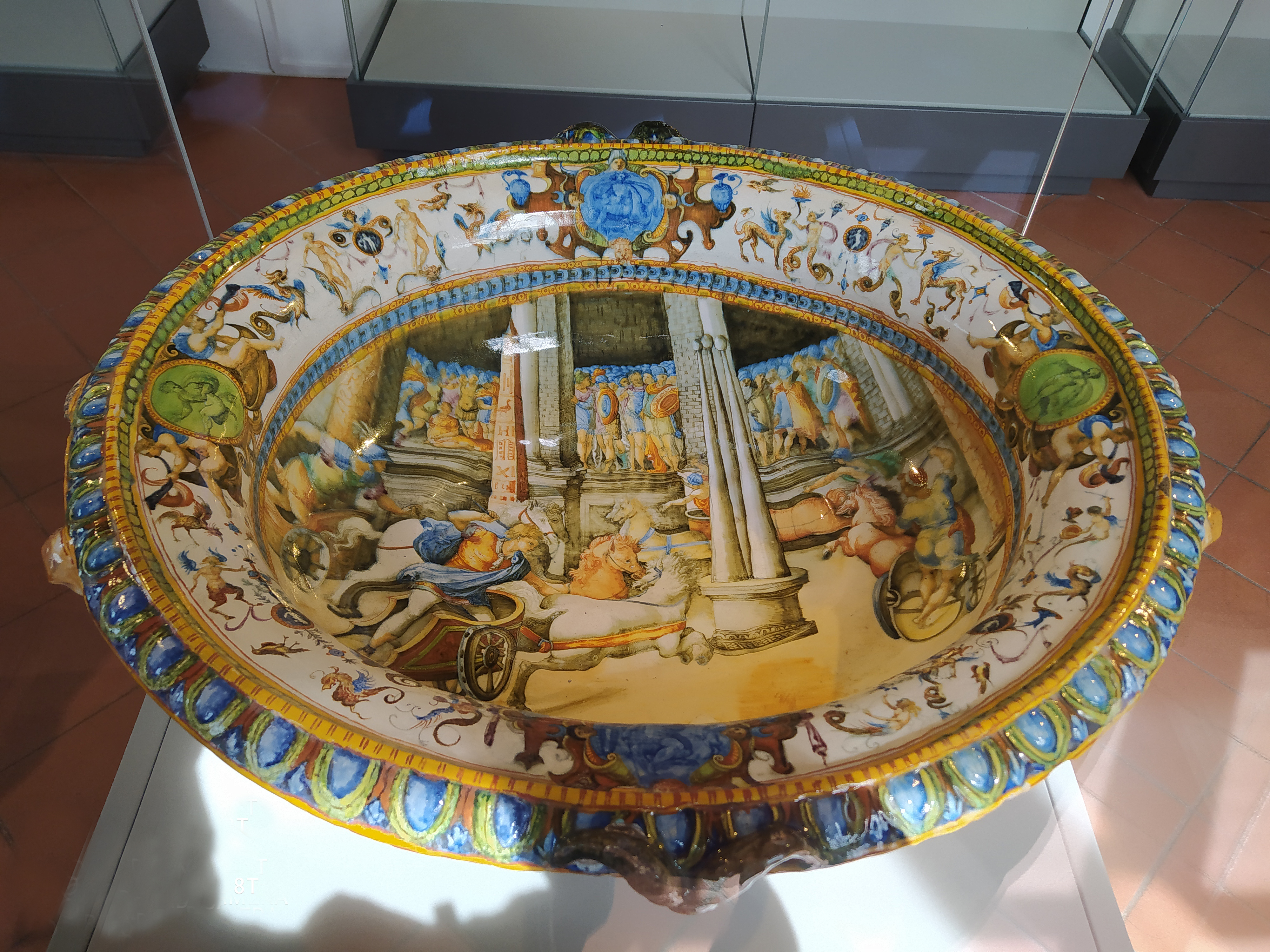 Maiolica in vetrina