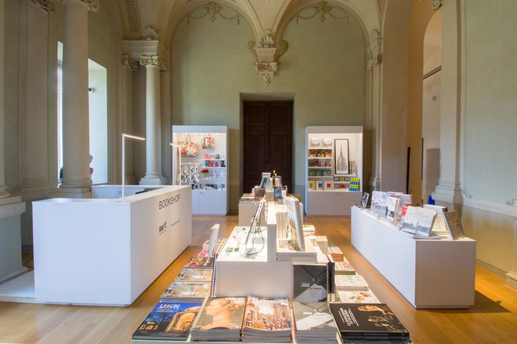 bookshop-sabauda-5-scaled